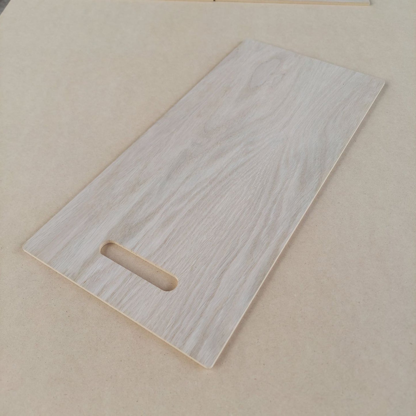 Fronter og bordplader i eg.